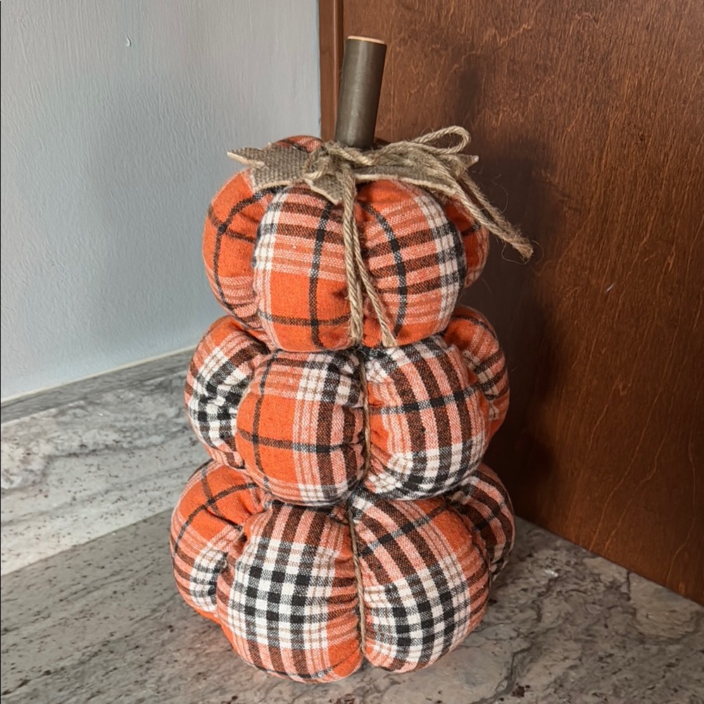 Plaid Stuffed Pumpkin Stack Decor